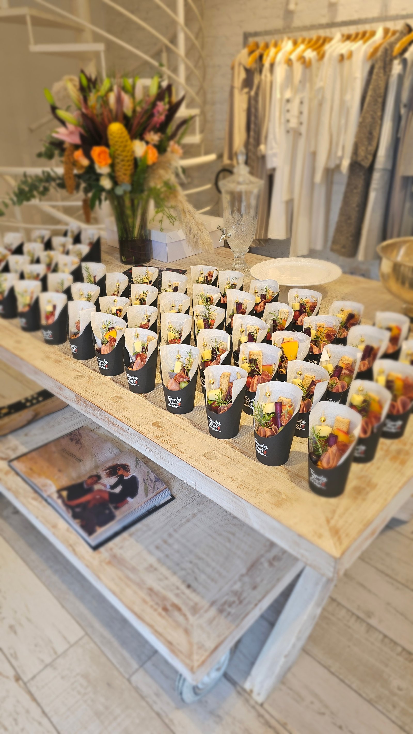 Mesa posta TAHANINA - composição 4