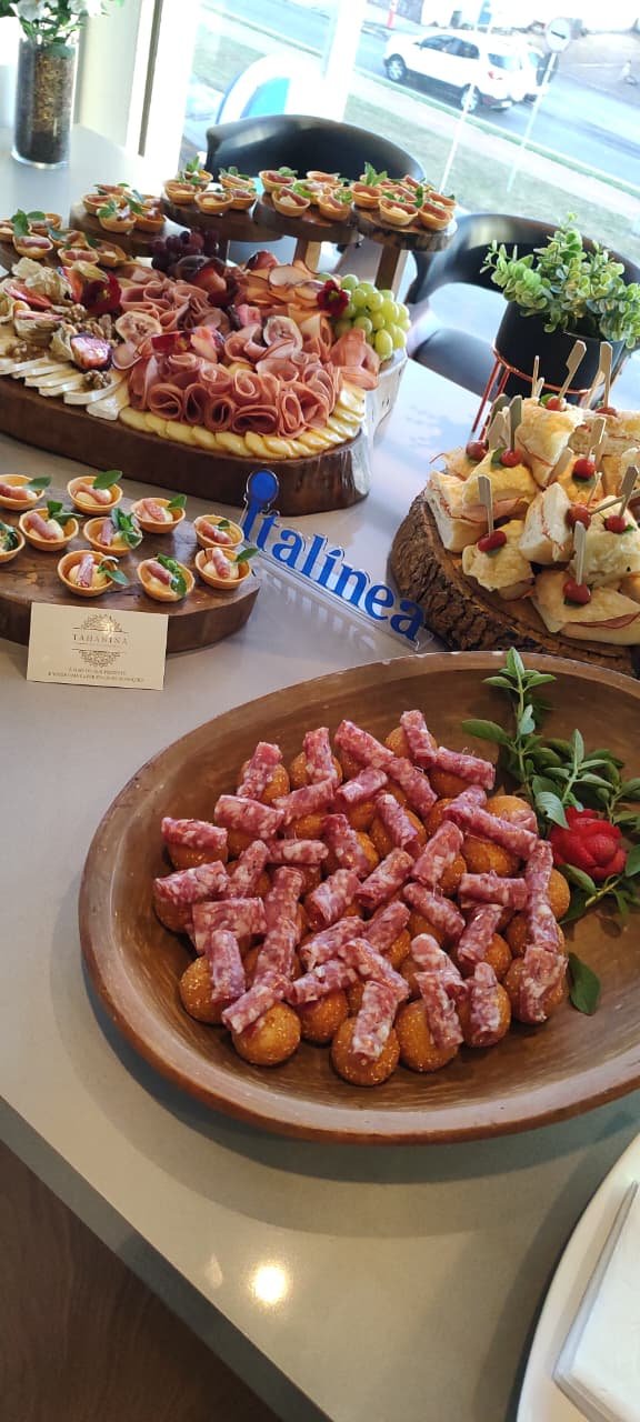 Mesa posta TAHANINA - composição 9