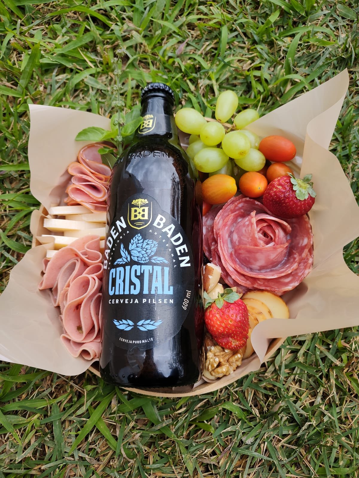 Cesta Happy Hour Gourmet